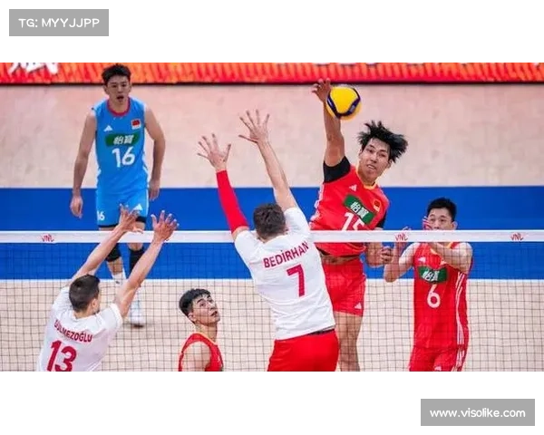 中国男排 0-3 遭土耳其横扫 发球送 15 分 + 一传崩盘成致命伤